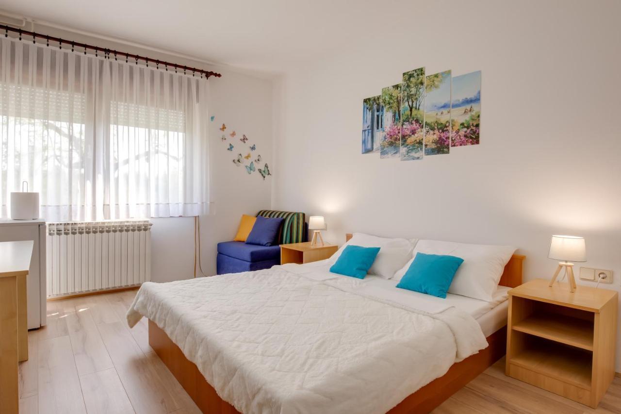 Rooms Marijana Obrovac Slunj Pokoj fotografie