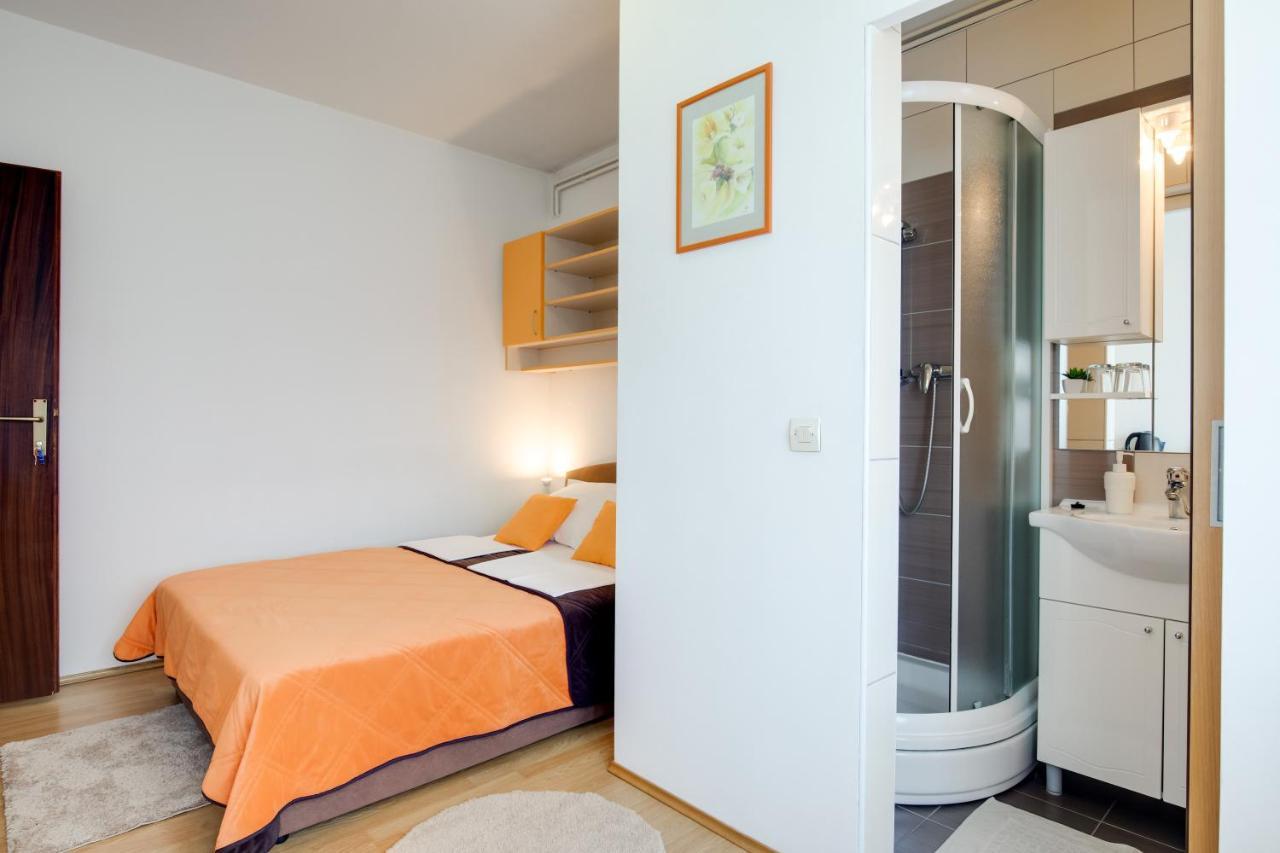 Rooms Marijana Obrovac Slunj Exteriér fotografie
