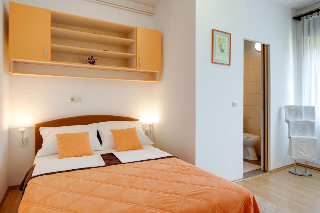 Rooms Marijana Obrovac Slunj Exteriér fotografie