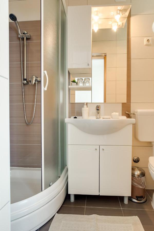 Rooms Marijana Obrovac Slunj Exteriér fotografie