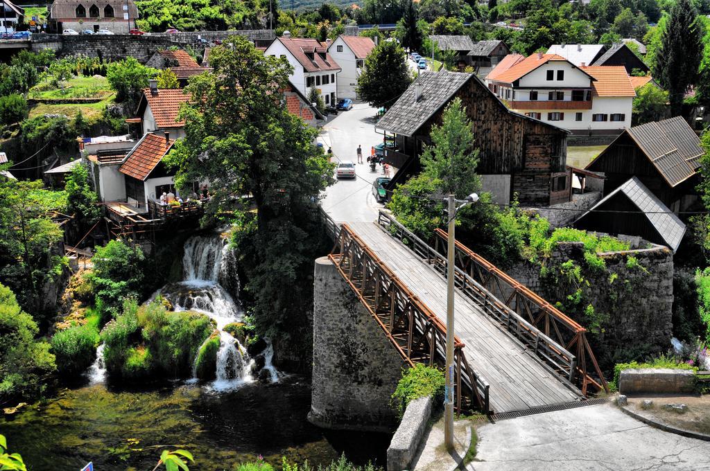 Rooms Marijana Obrovac Slunj Exteriér fotografie